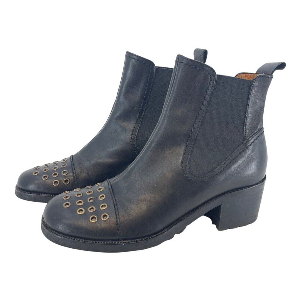 Espace Black Leather Ankle Boots Grommets Women’s Size 9 Moto Biker Stretch